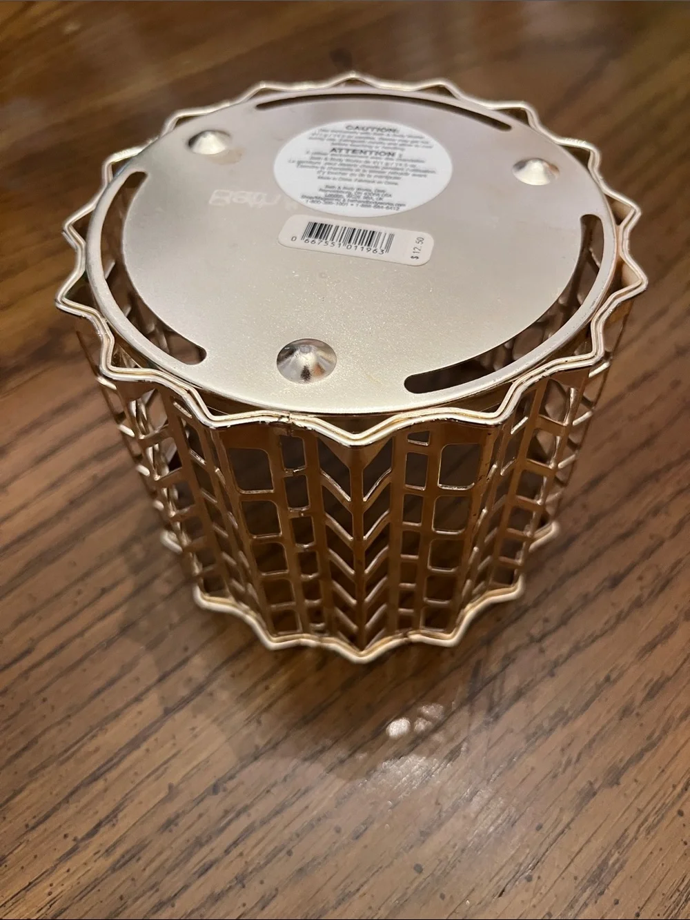 Bath & Body Works‎ Metal Accent Candle Holder